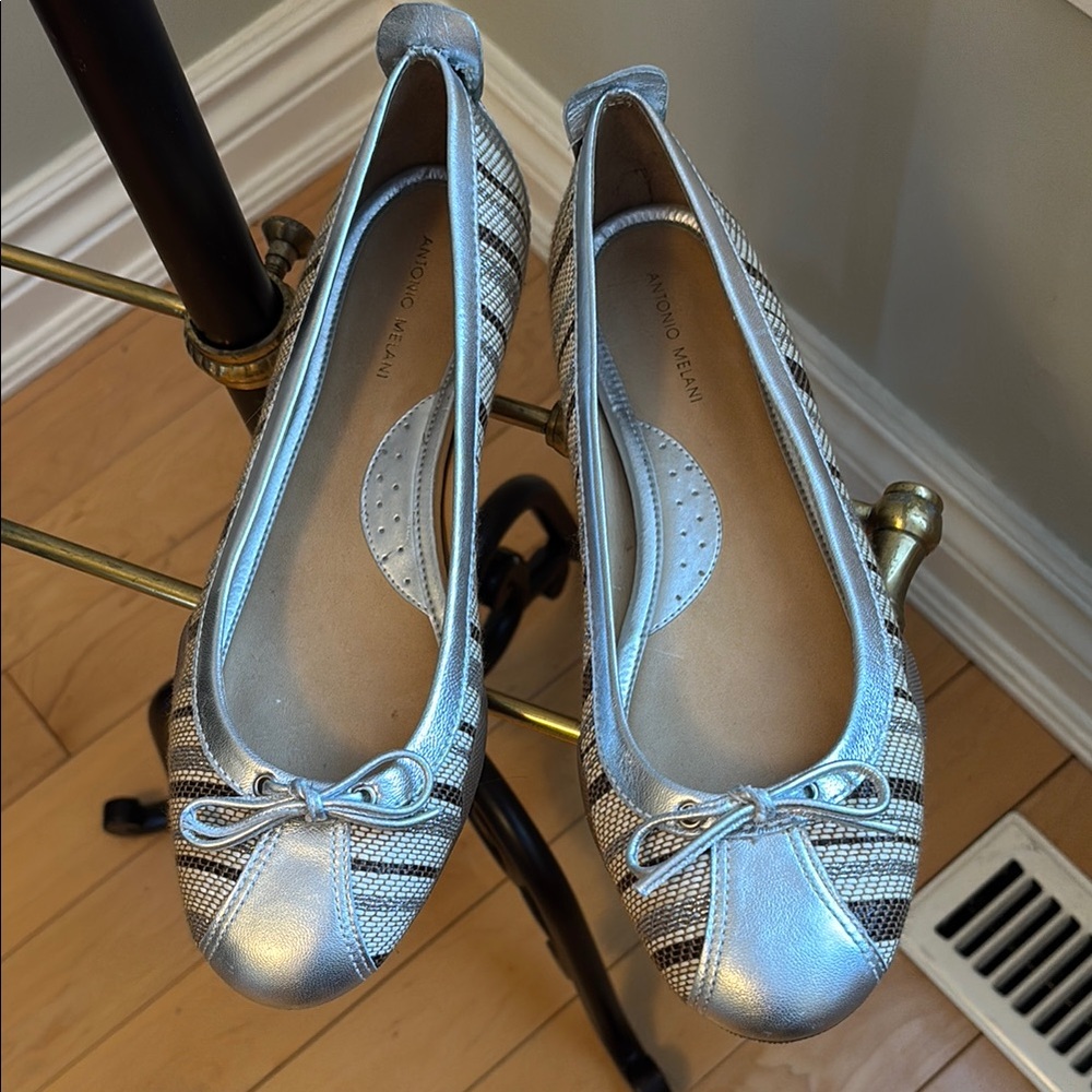 ANTONIO MELANI Silver Flats Classic Loafers